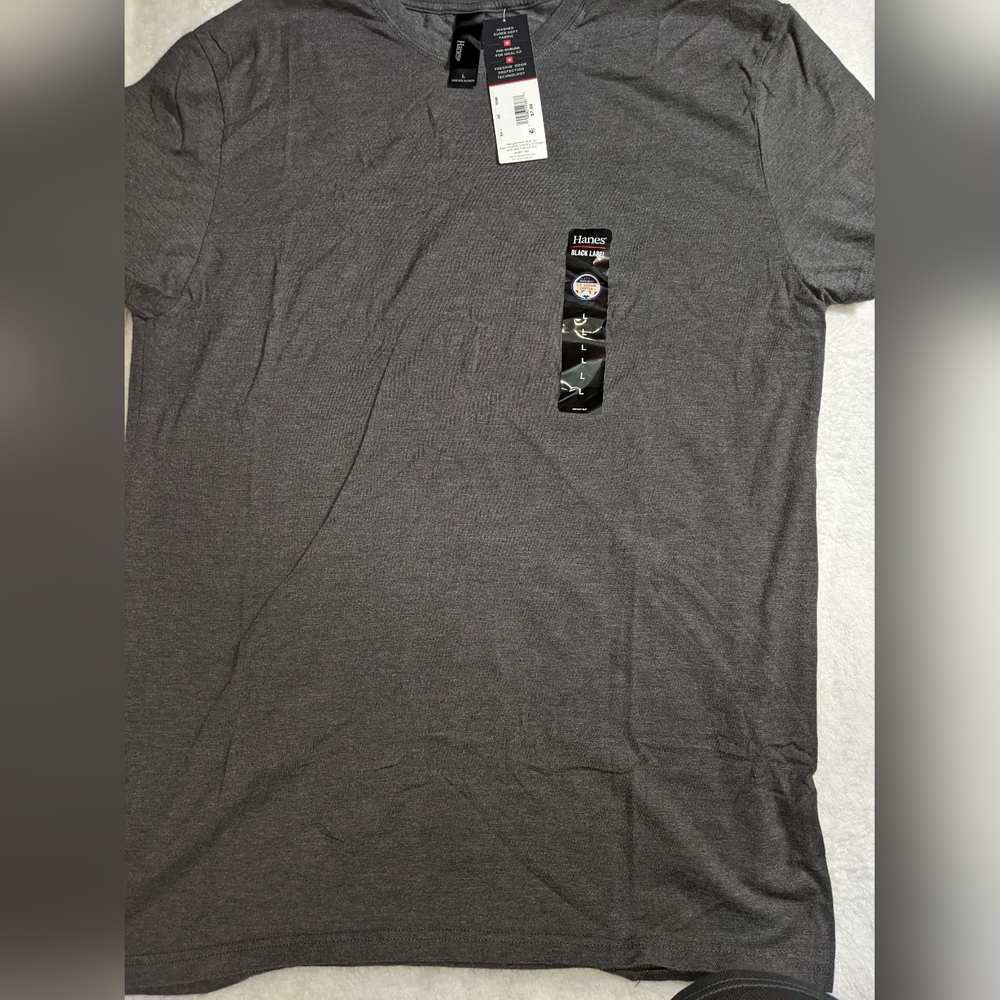 Hanes t shirt